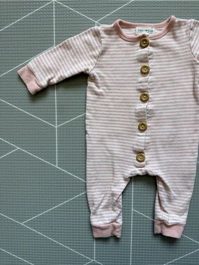 Rabbit + Bear|Babt girl long sleeve jumpsuit in Striped Pink with boho Buttons•